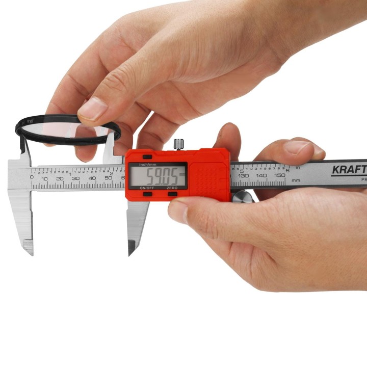 SUWMIARKA ELEKTRONICZNA 150MM mililmetr