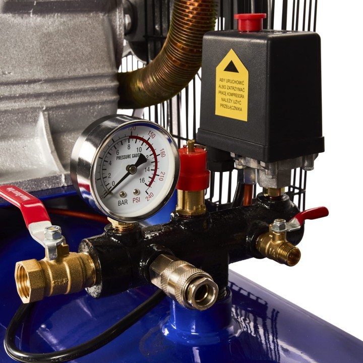 Kompresor olejowy SPRĘŻARKA POWIETRZA 300L 400V 2 Tłoki + separator