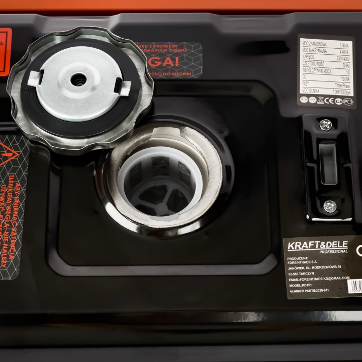 Agregat prądotwórczy przenośny generator prądu 3500W 12-380V trójfazowy